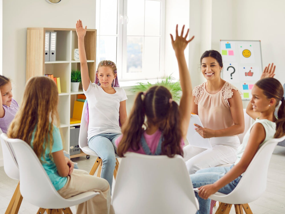 teacher leading a class to show how to improve speaking and listening skills in kids